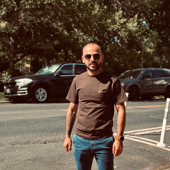 Meet your Posher, Erik - Picture 2 of 2